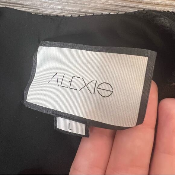 Alexis Samira polka dot ruffle romper black sz L - Picture 4 of 8